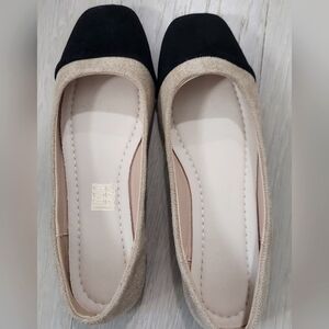Cap toe flats